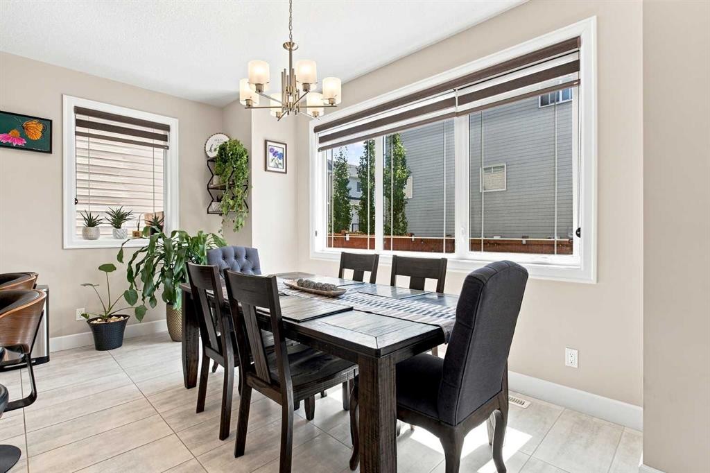 12 Cityside Common Ne, Calgary, AB - Indoor Photo Showing Dining Room