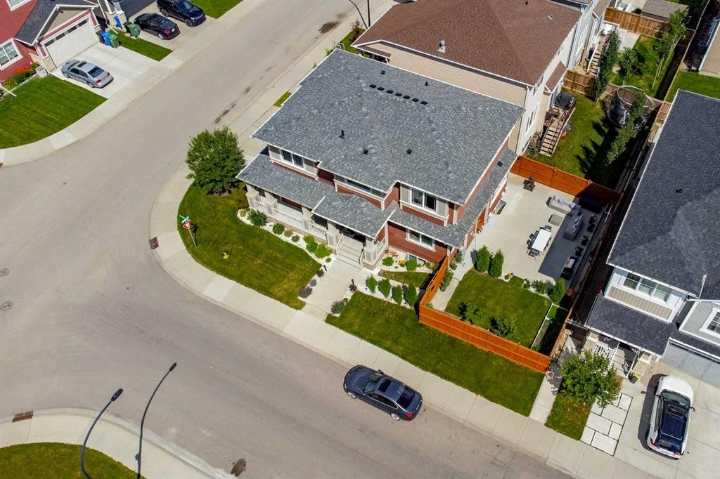 12 Cityside Common Ne, Calgary, AB - Outdoor