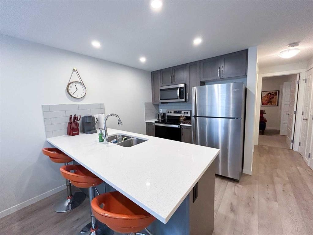 317-260 Rowley Way Nw, Calgary, AB