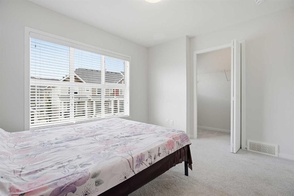 611-355 Nolancrest Heights Nw, Calgary, AB - Indoor Photo Showing Bedroom