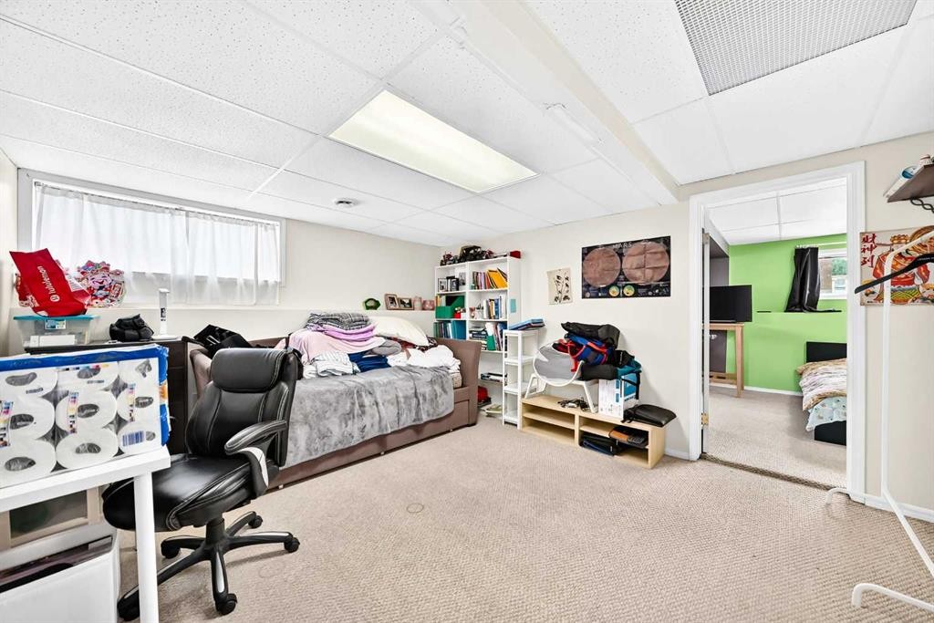 96 Covington Court Ne, Calgary, AB - Indoor