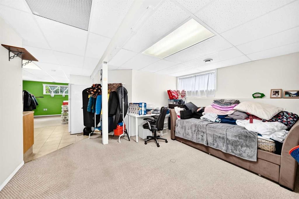 96 Covington Court Ne, Calgary, AB - Indoor