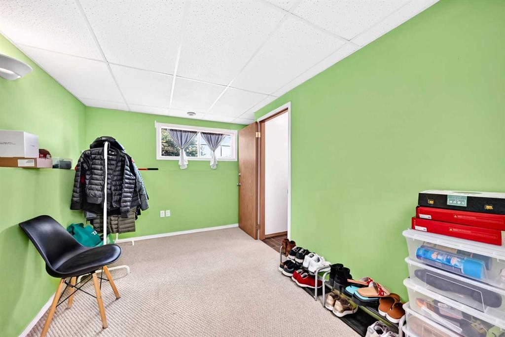 96 Covington Court Ne, Calgary, AB - Indoor