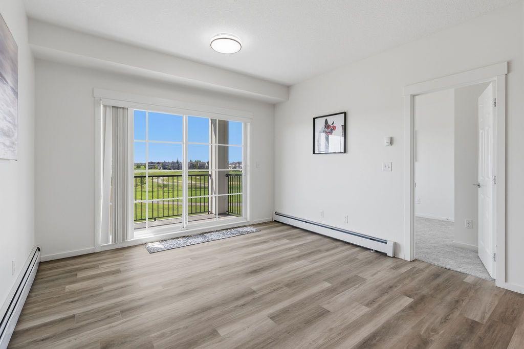 3209-99 Copperstone Park Se, Calgary, AB - Indoor