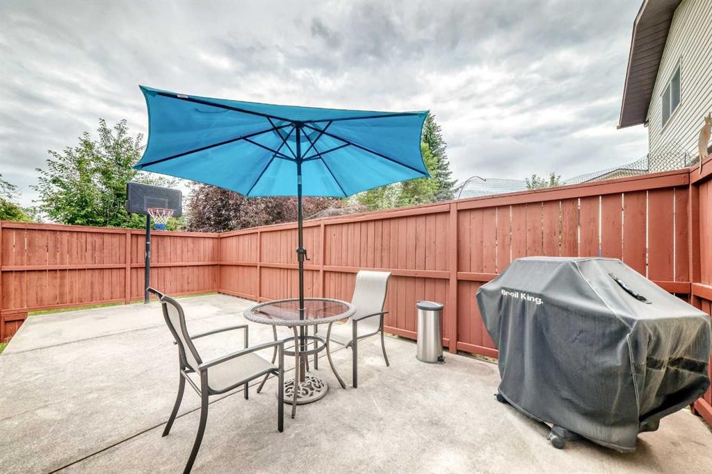 43 Brabourne Mews Sw, Calgary, AB - Outdoor With Deck Patio Veranda