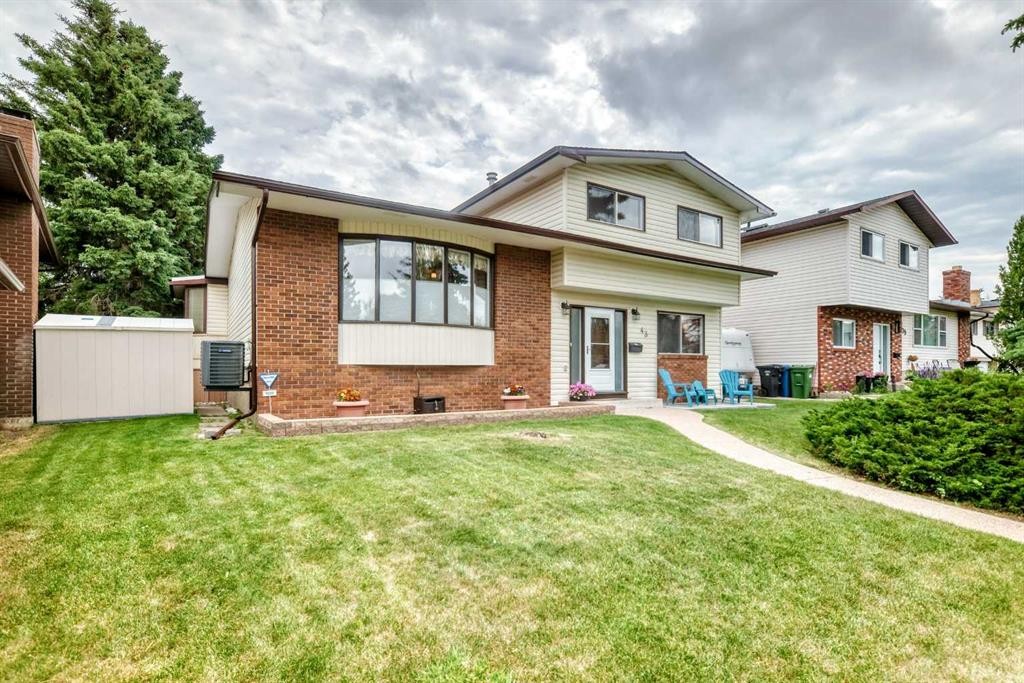 43 Brabourne Mews Sw, Calgary, AB - Outdoor