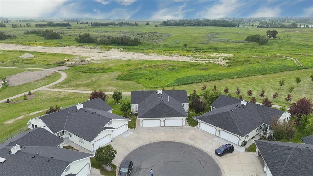 33 Strathmore Lakes Bay, Strathmore, AB - Outdoor With View