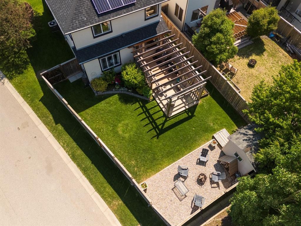 36 Cranfield Manor Se, Calgary, AB - Outdoor