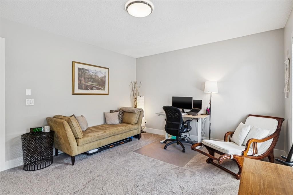 6 Quarry Lane Se, Calgary, AB - Indoor