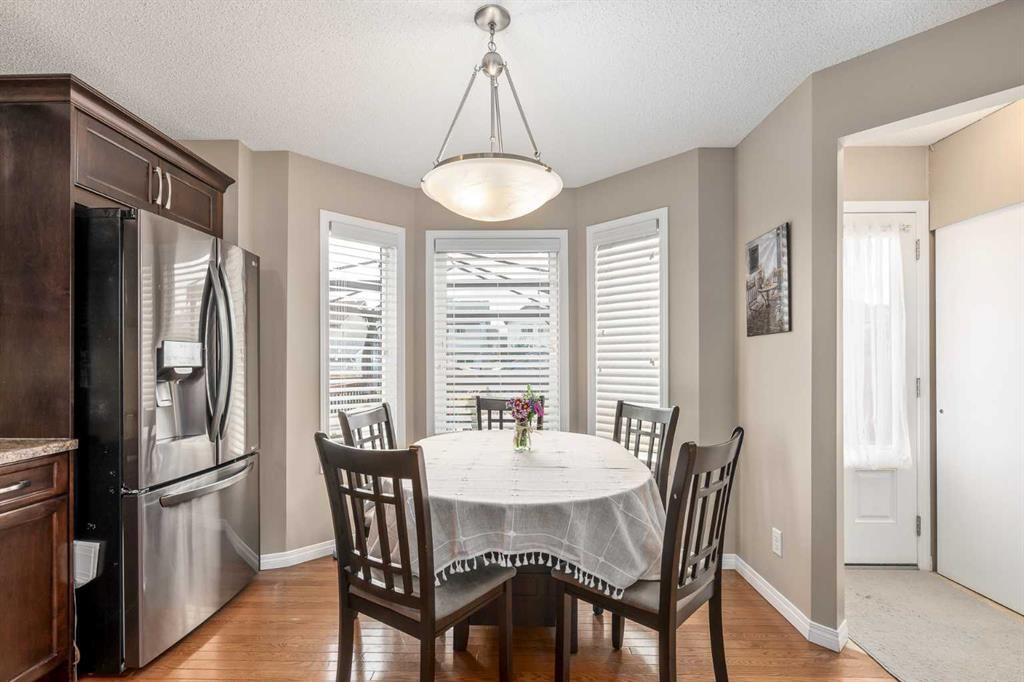 240 Elgin Meadows Gardens Se, Calgary, AB - Indoor Photo Showing Dining Room