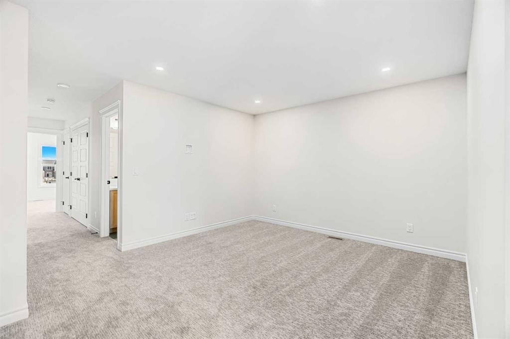 63 Annette Rise Nw, Calgary, AB - Indoor Photo Showing Other Room