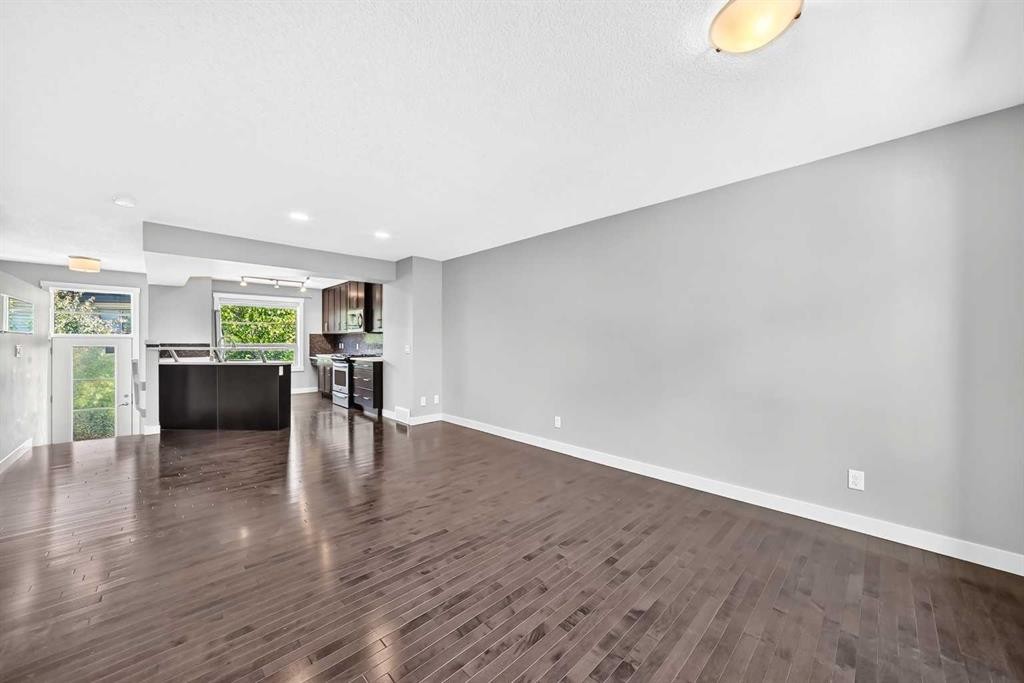 57 Aspen Hills Common Sw, Calgary, AB - Indoor Photo Showing Other Room