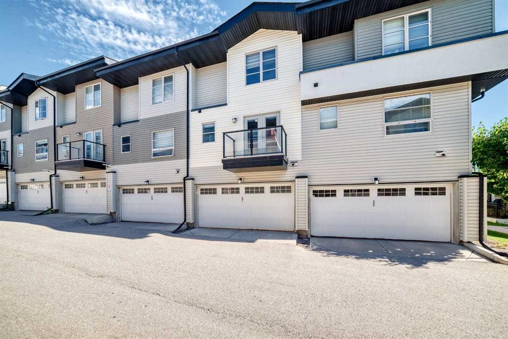 57 Aspen Hills Common Sw, Calgary, AB - Outdoor With Balcony