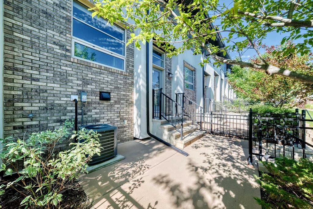 57 Aspen Hills Common Sw, Calgary, AB - Outdoor