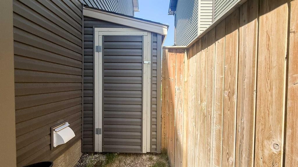 31 Ravenslea Crescent Se, Airdrie, AB - Photo Showing Other Room