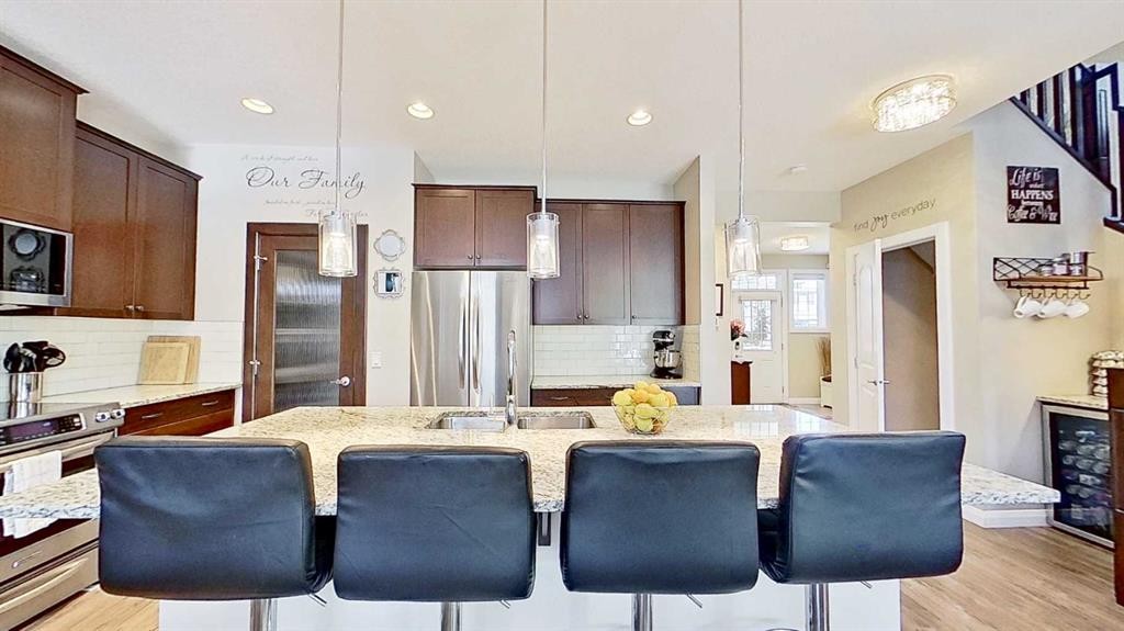 31 Ravenslea Crescent Se, Airdrie, AB - Indoor