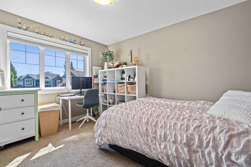 78 Auburn Sound Place Se, Calgary, AB - Indoor Photo Showing Bedroom