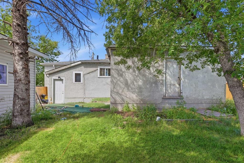 7244 Ogden Road Se, Calgary, AB - Outdoor