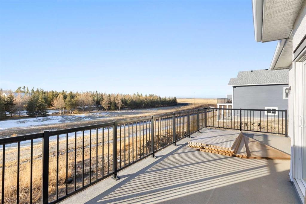 25 St. Andrews Close, Lyalta, AB - Outdoor With Exterior