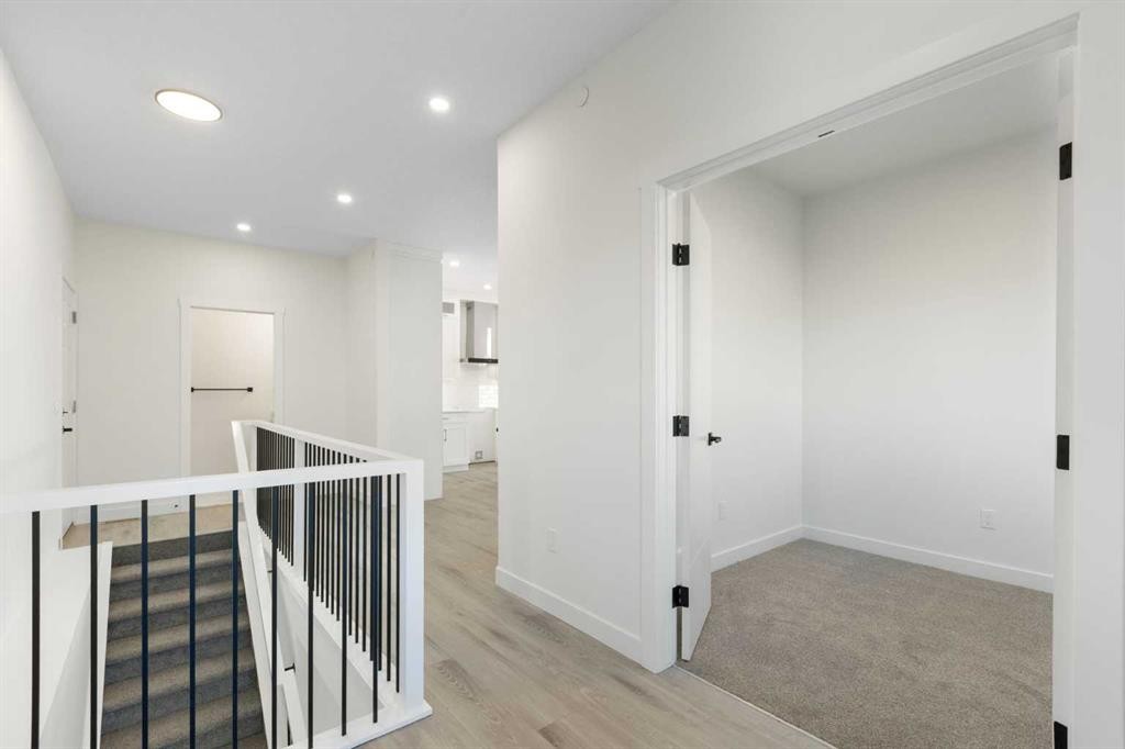 25 St. Andrews Close, Lyalta, AB - Indoor Photo Showing Other Room