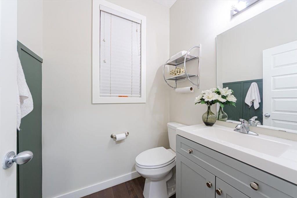 138 Copperpond Street Se, Calgary, AB - Indoor Photo Showing Bathroom