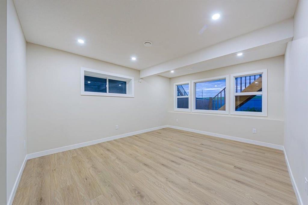 138 Copperpond Street Se, Calgary, AB - Indoor