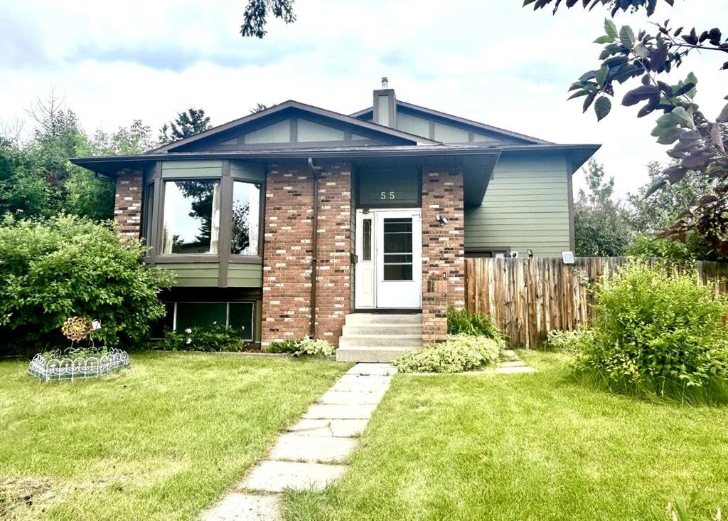 55 Bermuda Close Nw, Calgary, AB - Outdoor