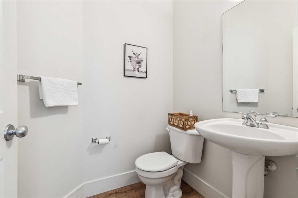 135 Tuscany Ravine Road Nw, Calgary, AB - Indoor Photo Showing Bathroom