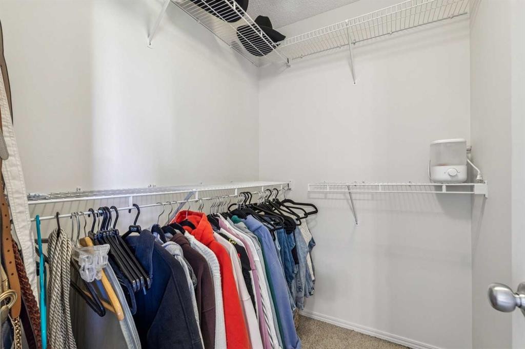 135 Tuscany Ravine Road Nw, Calgary, AB - Indoor With Storage