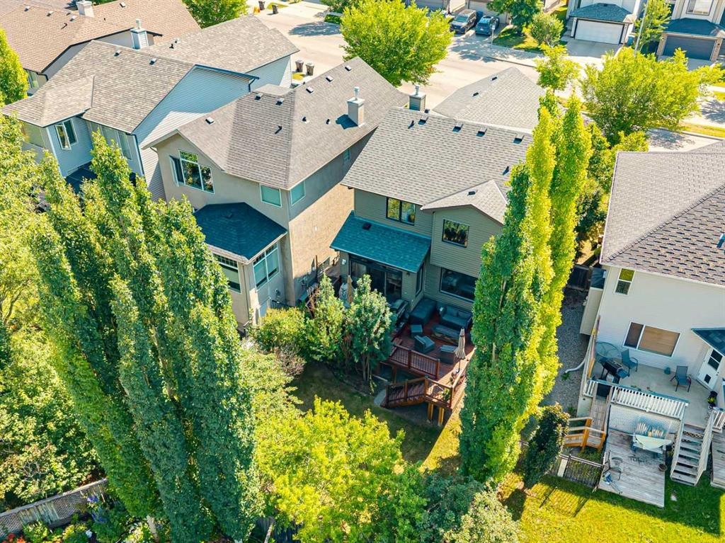 135 Tuscany Ravine Road Nw, Calgary, AB - Outdoor