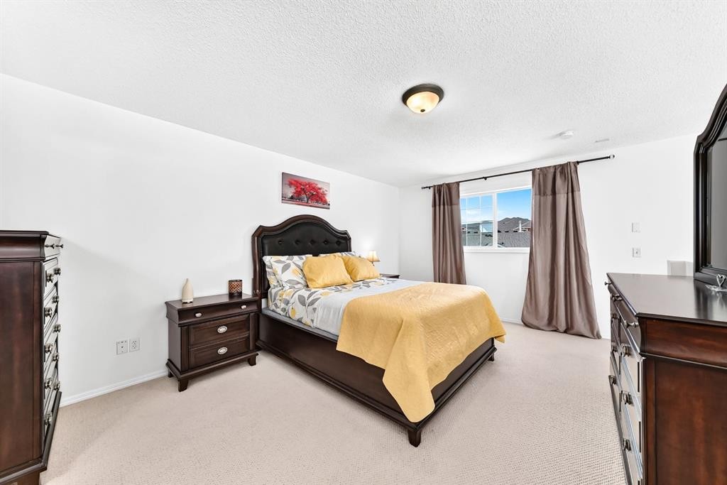619 Country Village Cape Ne, Calgary, AB - Indoor Photo Showing Bedroom