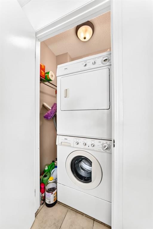 619 Country Village Cape Ne, Calgary, AB - Indoor Photo Showing Laundry Room