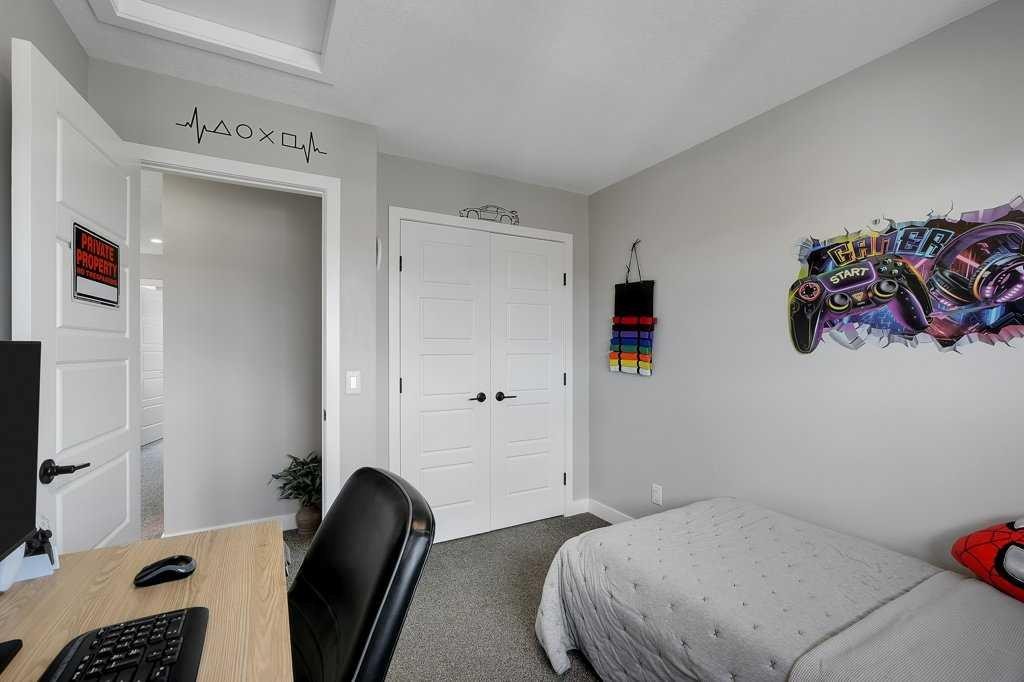 244 Belmont Boulevard Sw, Calgary, AB - Indoor