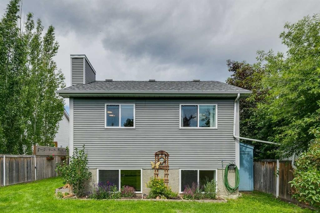 98 River Rock Way Se, Calgary, AB - Outdoor