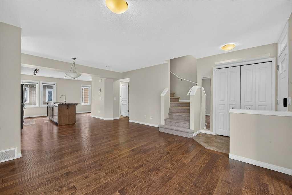 721 Auburn Bay Square Se, Calgary, AB - Indoor