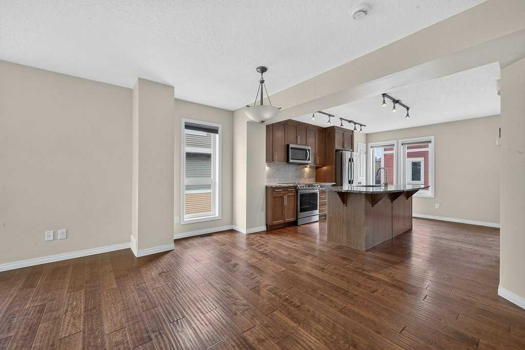 721 Auburn Bay Square Se, Calgary, AB - Indoor Photo Showing Kitchen
