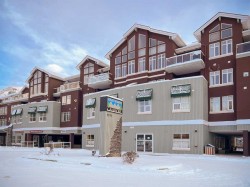 231-1151 Sidney Street Canmore, AB T1W 3G1