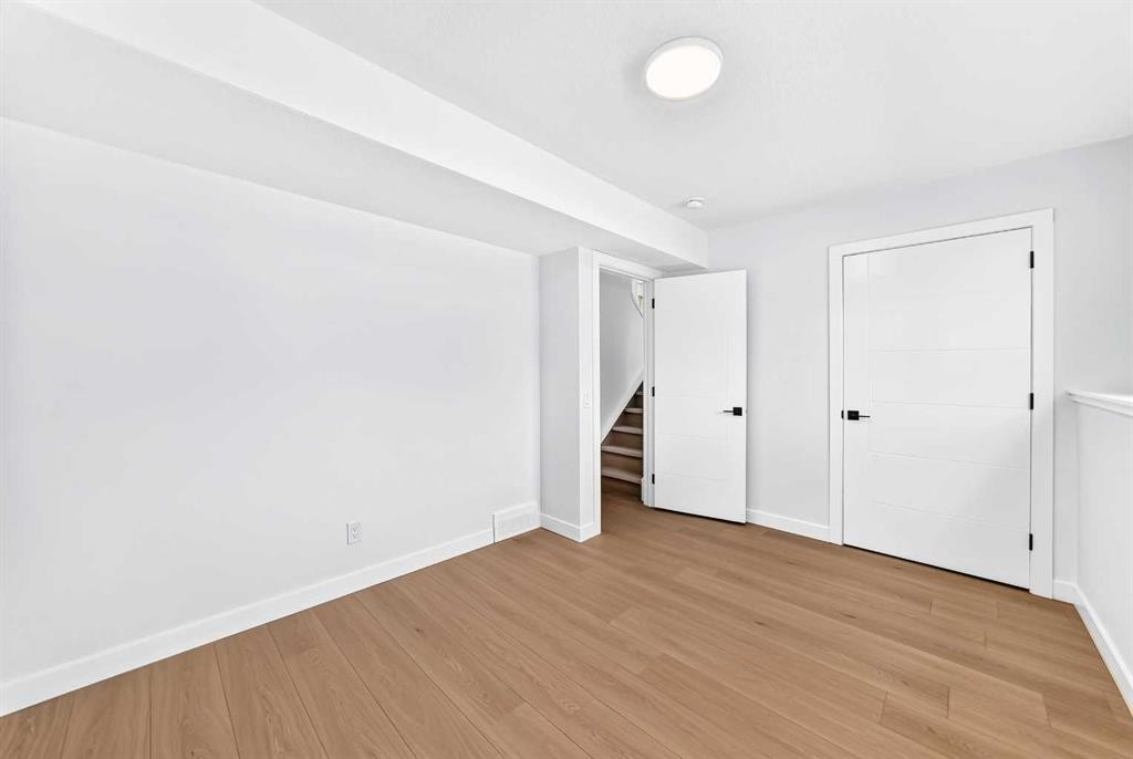1204 Lake Sylvan Drive Se, Calgary, AB - Indoor Photo Showing Other Room