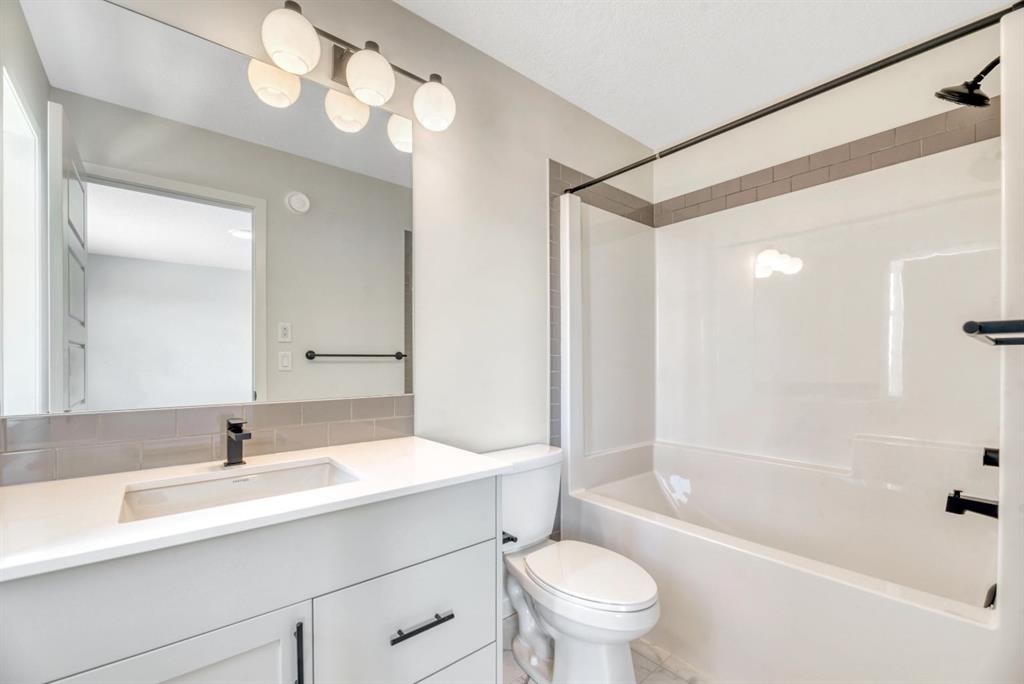 28 Mitchell Way Nw, Calgary, AB