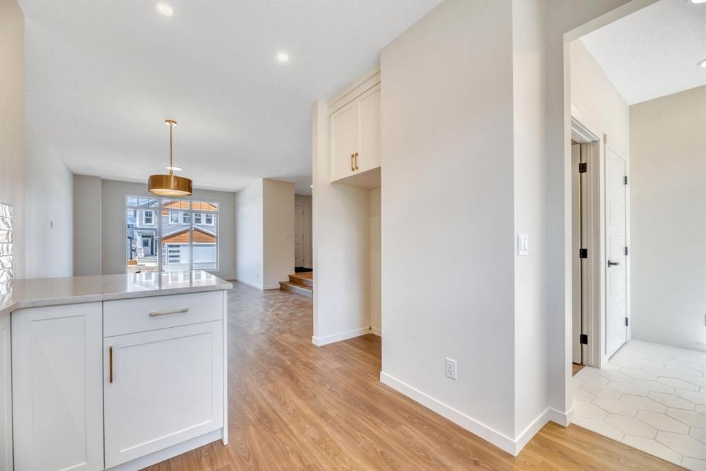 244 Marmot Grove Nw, Calgary, AB