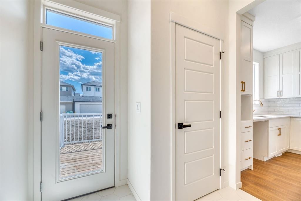 244 Marmot Grove Nw, Calgary, AB