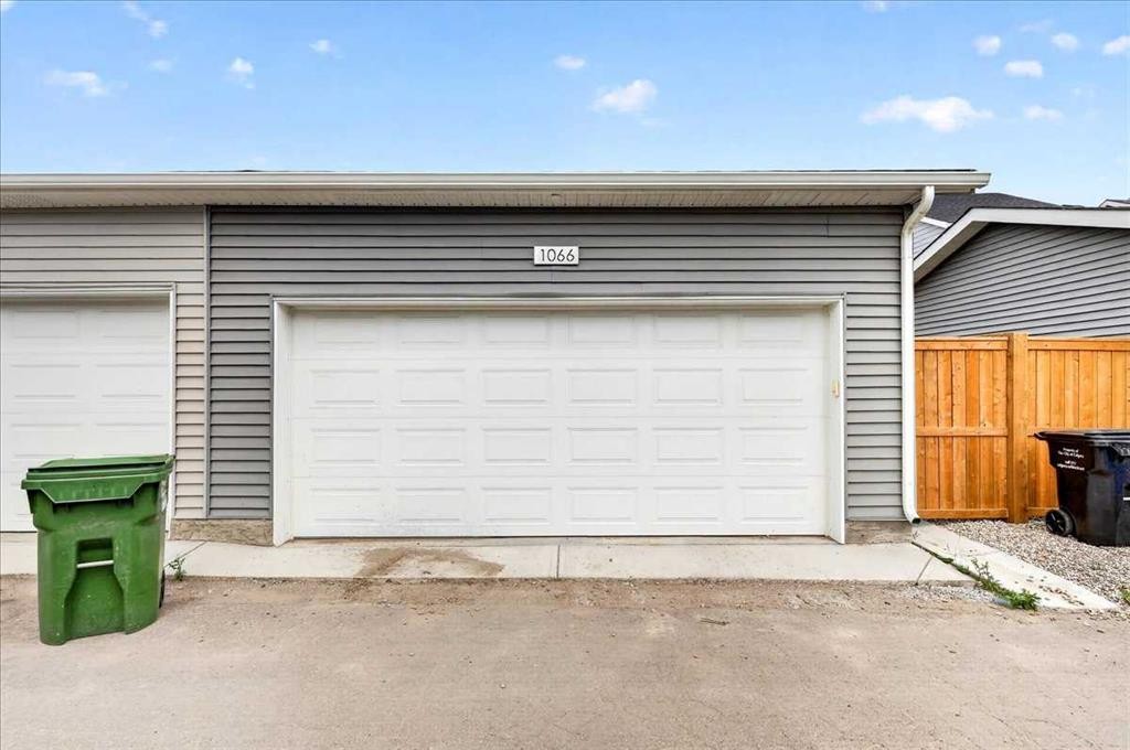 1066 Creekside Boulevard Sw, Calgary, AB - Outdoor With Exterior