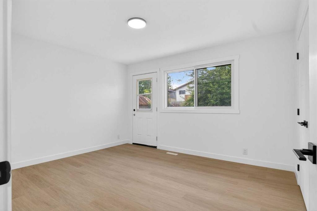 304 Beddington Circle Ne, Calgary, AB - Indoor Photo Showing Other Room