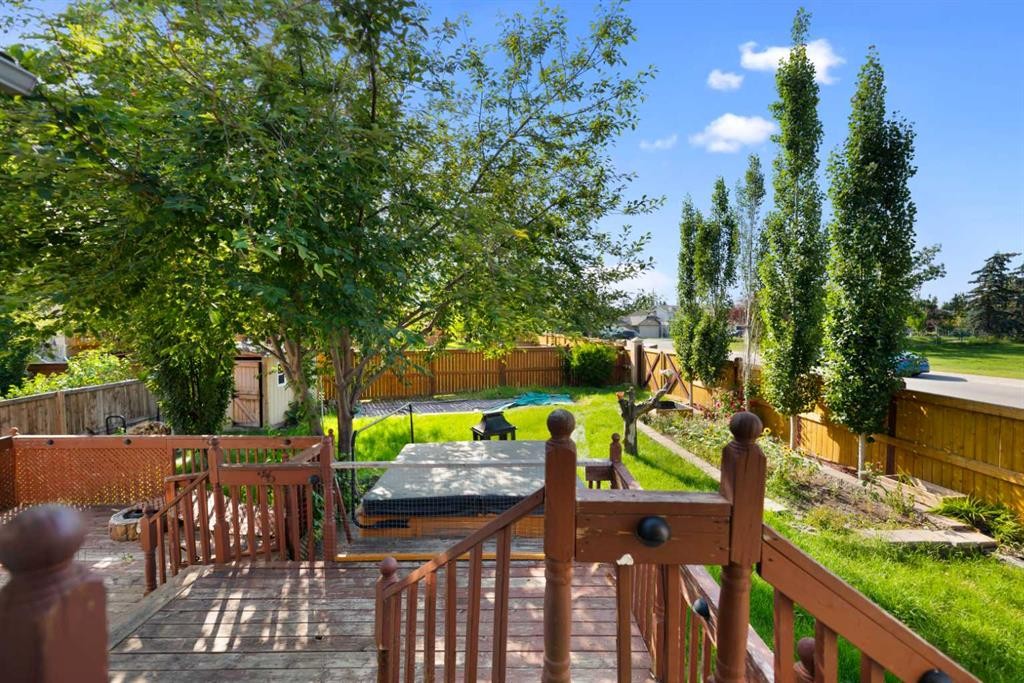 434 Harvest Grove Place Ne, Calgary, AB - Outdoor With Deck Patio Veranda With Backyard