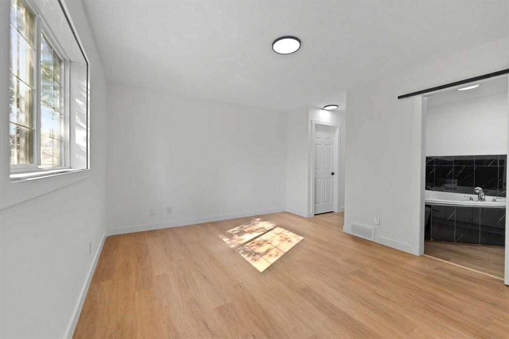 434 Harvest Grove Place Ne, Calgary, AB - Indoor Photo Showing Other Room
