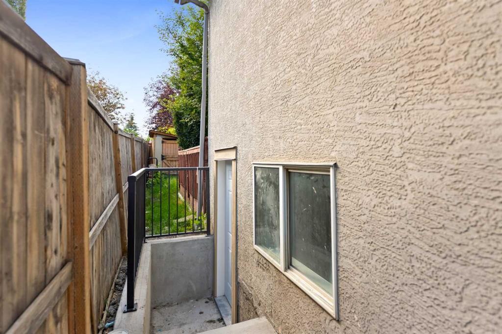 434 Harvest Grove Place Ne, Calgary, AB - Outdoor With Exterior