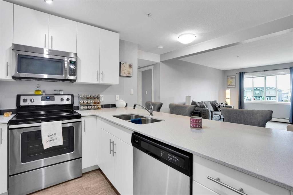 3320-181 Skyview Ranch Manor Ne, Calgary, AB - Indoor Photo Showing Kitchen With Double Sink With Upgraded Kitchen
