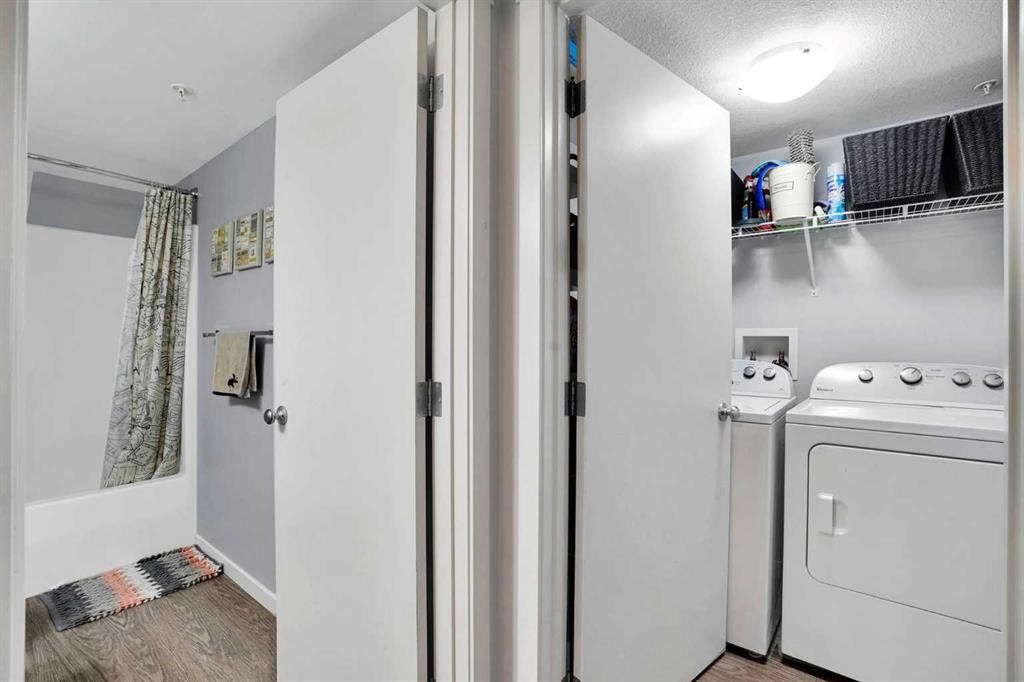 3320-181 Skyview Ranch Manor Ne, Calgary, AB - Indoor Photo Showing Laundry Room
