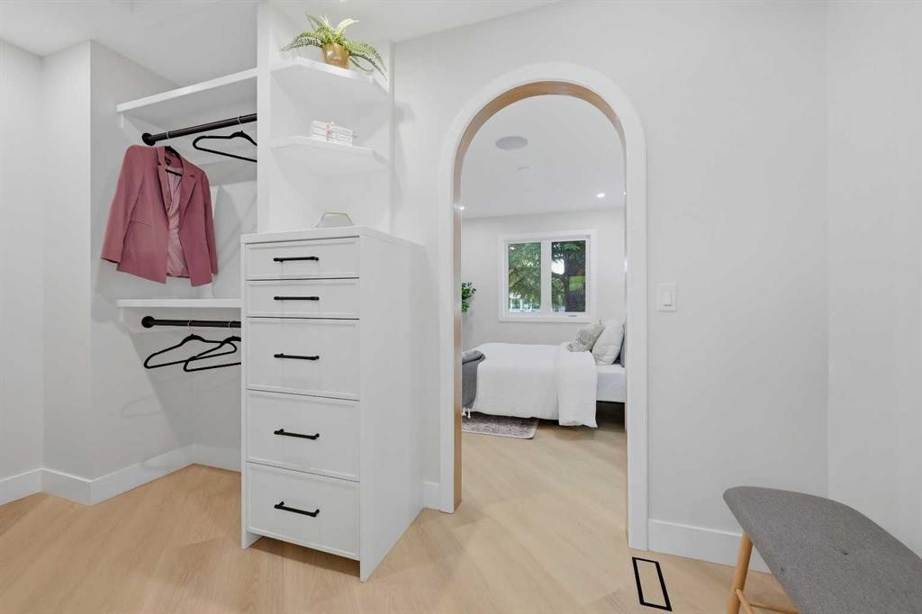 1132 Lake Sylvan Place Se, Calgary, AB - Indoor