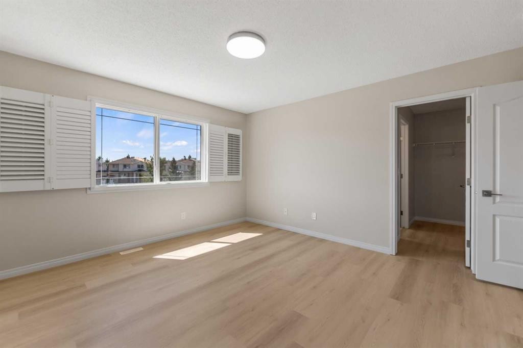 116 Country Hills Gardens Nw, Calgary, AB - Indoor Photo Showing Other Room
